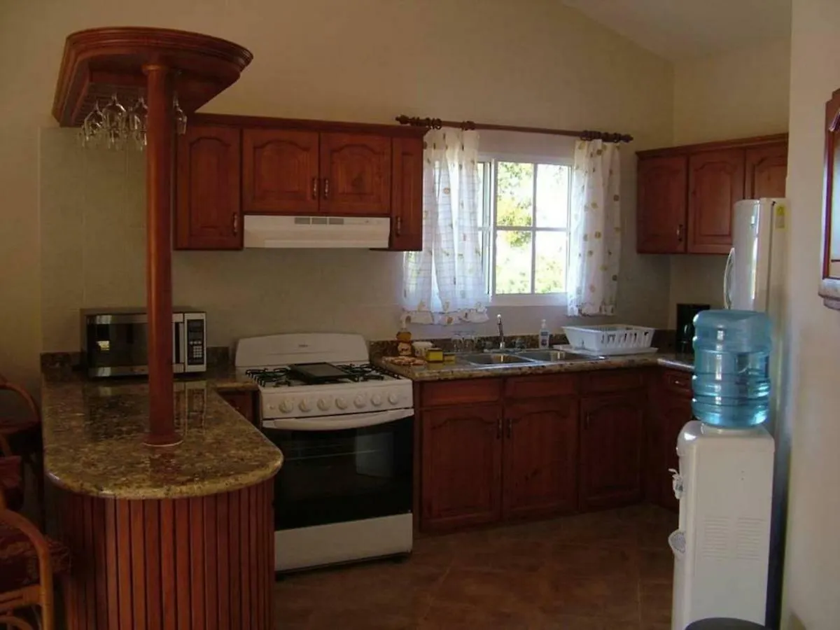 Comfortable 4 Bedroom Villa Near Downtown Sosua