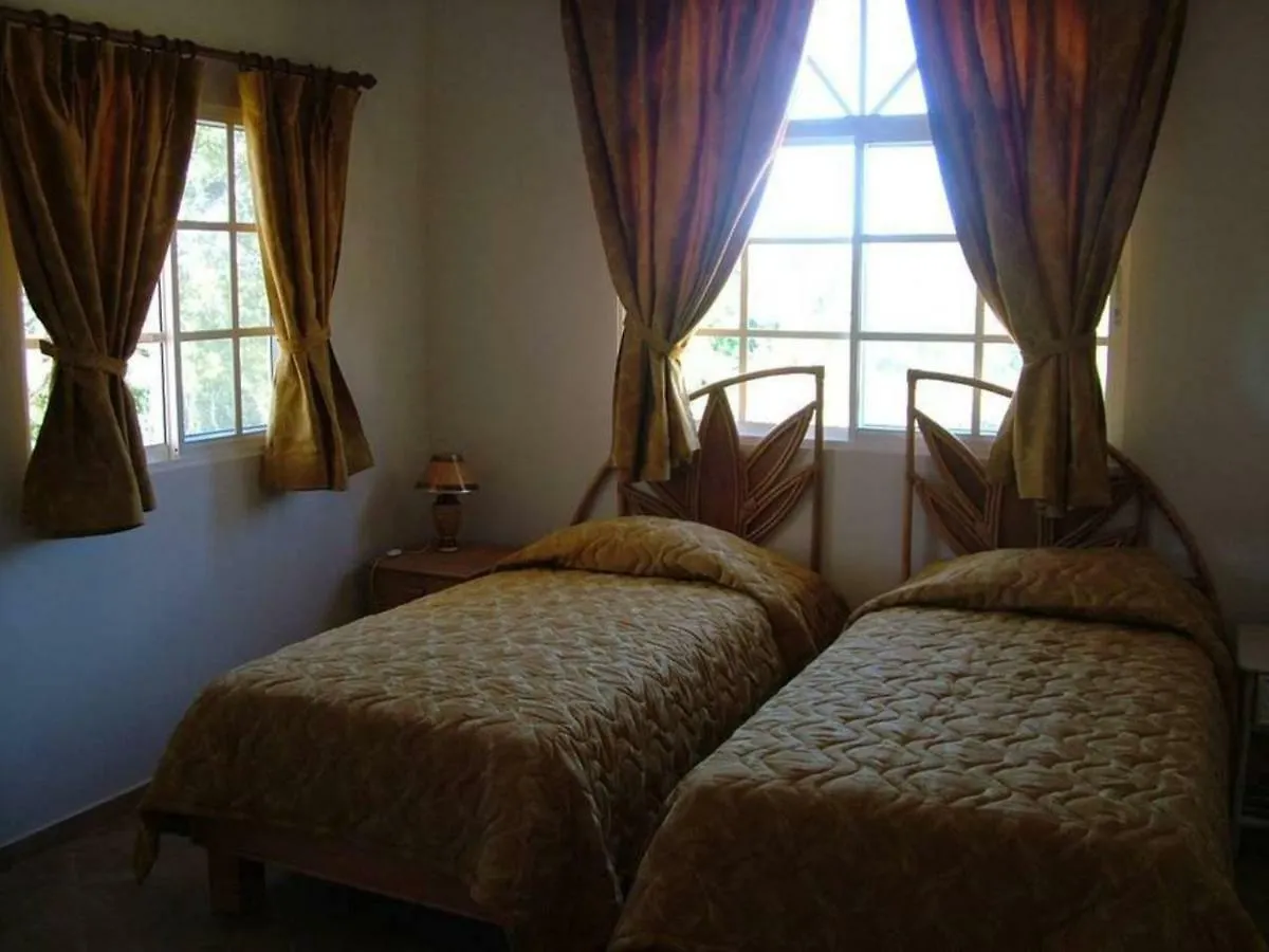 Comfortable 4 Bedroom Villa Near Downtown Sosua